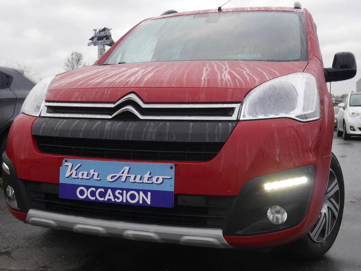 Citroen Berlingo 1.6 BlueHDi XTR*CAMERA*CLIM*GPS*GRIP CONTROL* Rouge - 1