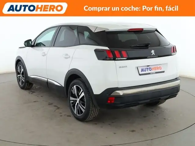 Peugeot 3008 view 4