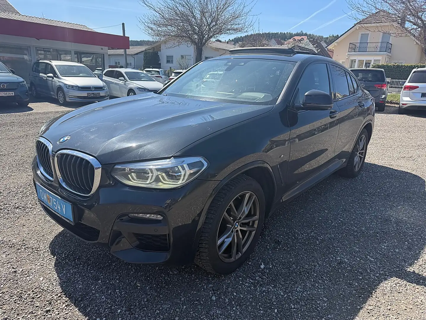 BMW X4 xDrive 20d Aut. **M-Paket innen außen/Panorama/... Schwarz - 1