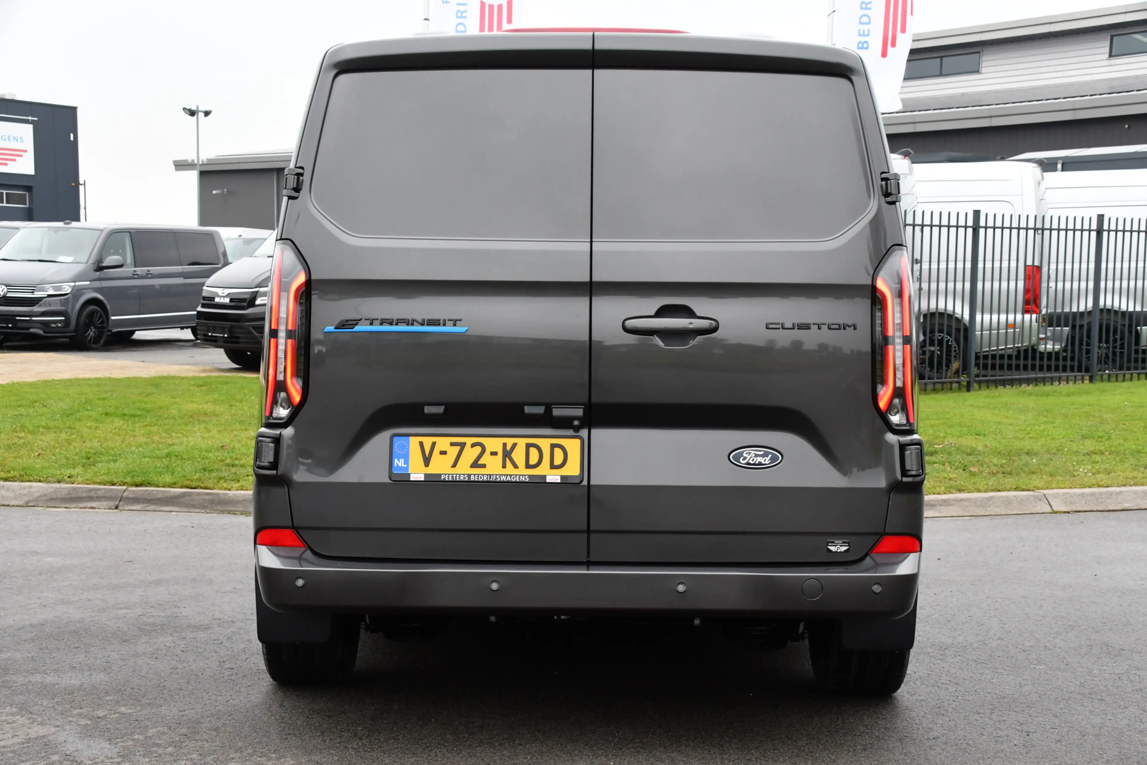 Ford E-Transit Cust. 340 L2H1 Limited 65 kWh PB Edition Virtual, — photo 34