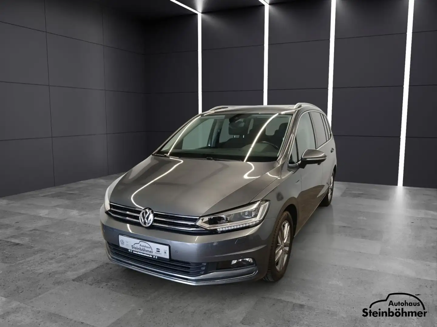 Volkswagen Touran Highline 1.5TSI DSG LED NAV AHK Pano Navi Серый - 1