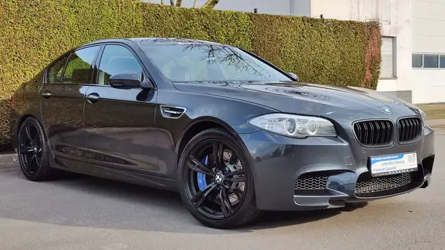 BMW M5 *DKG*LEDER*HEAD UP*20 ZOLL*