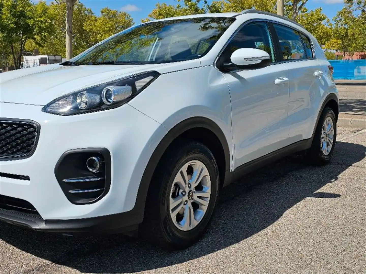 Kia Sportage 1.6 GDi Emotion 4x2 Blanco - 1