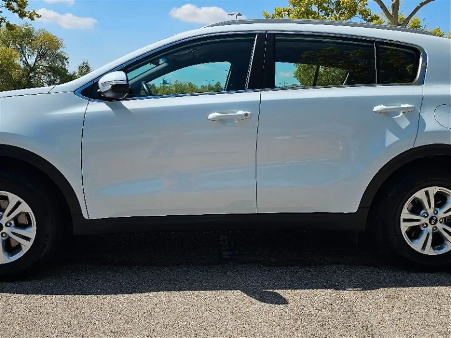 Kia Sportage 1.6 GDi Emotion 4x2 Blanco - 2