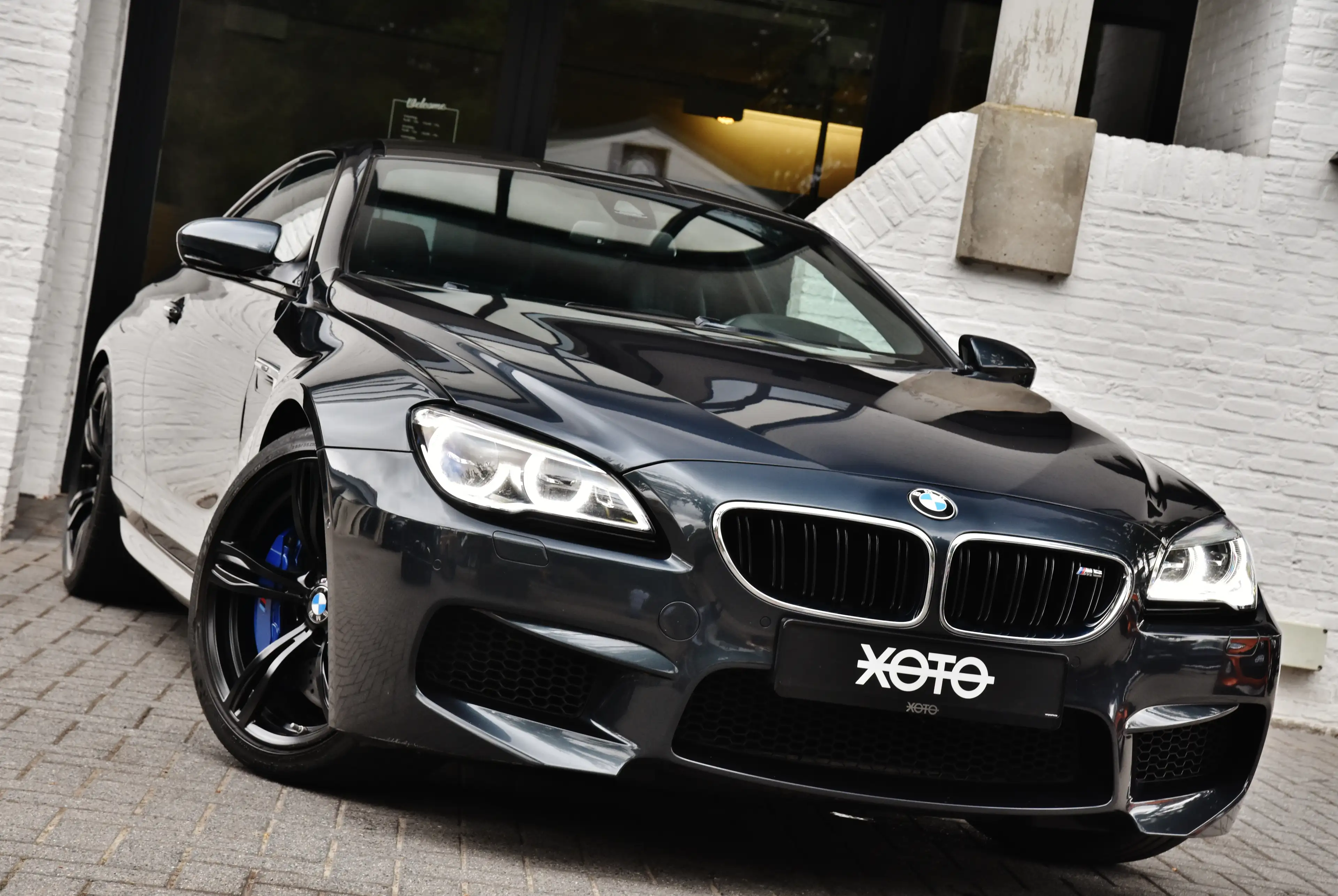 BMW M6 4.4 V8 DKG COUPE ** FULL HISTORY / FULL OPTION *** — photo 2