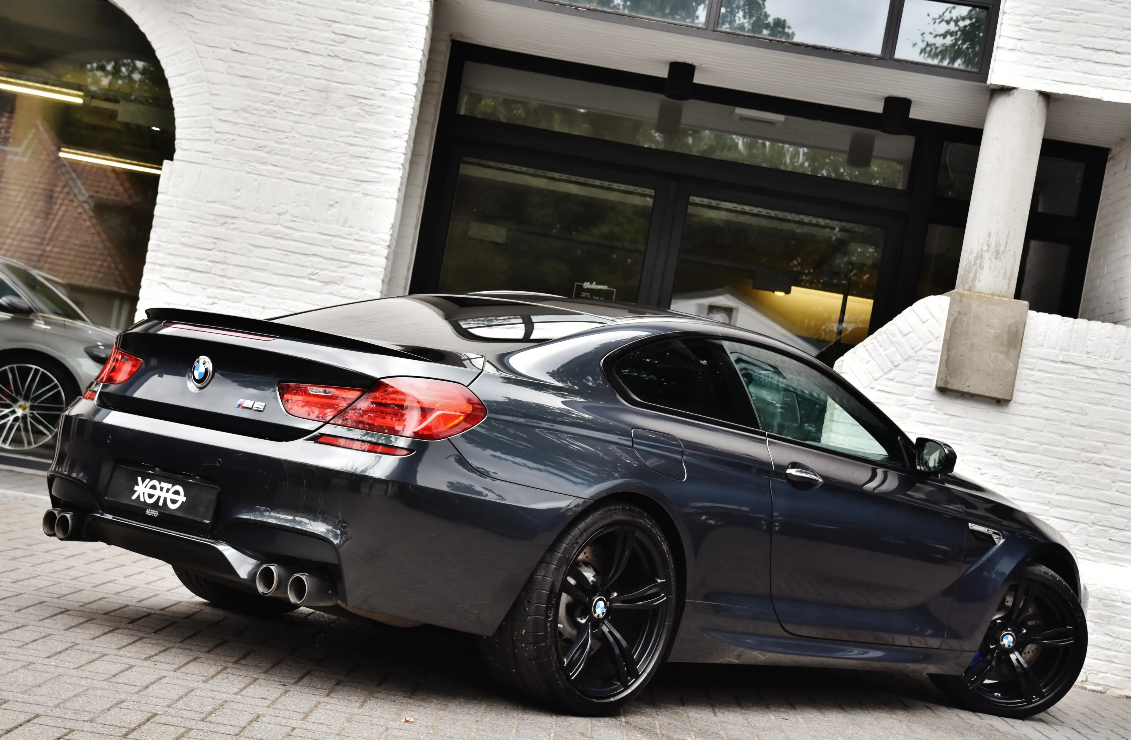 BMW M6 4.4 V8 DKG COUPE ** FULL HISTORY / FULL OPTION *** — photo 8