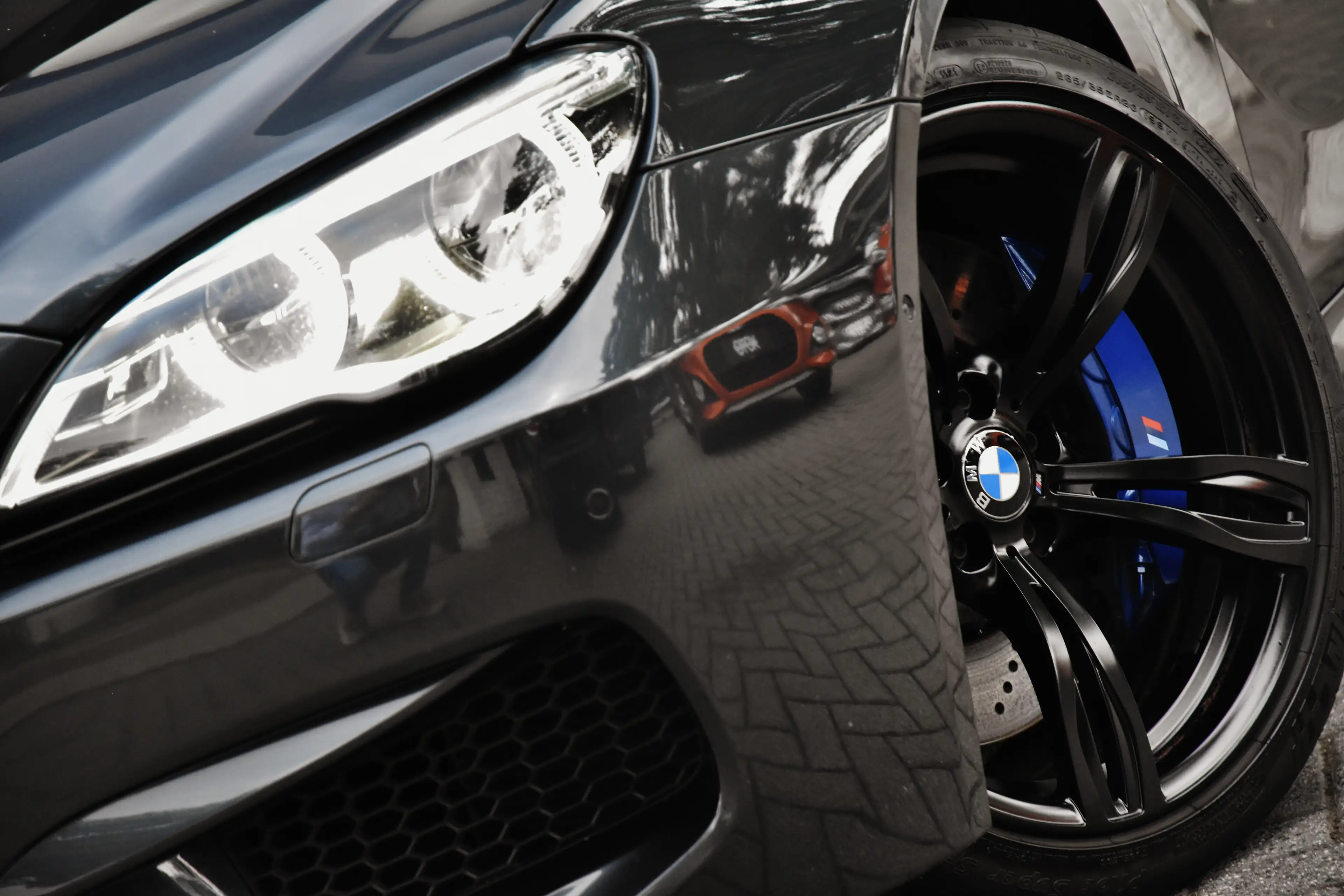 BMW M6 4.4 V8 DKG COUPE ** FULL HISTORY / FULL OPTION *** — photo 7
