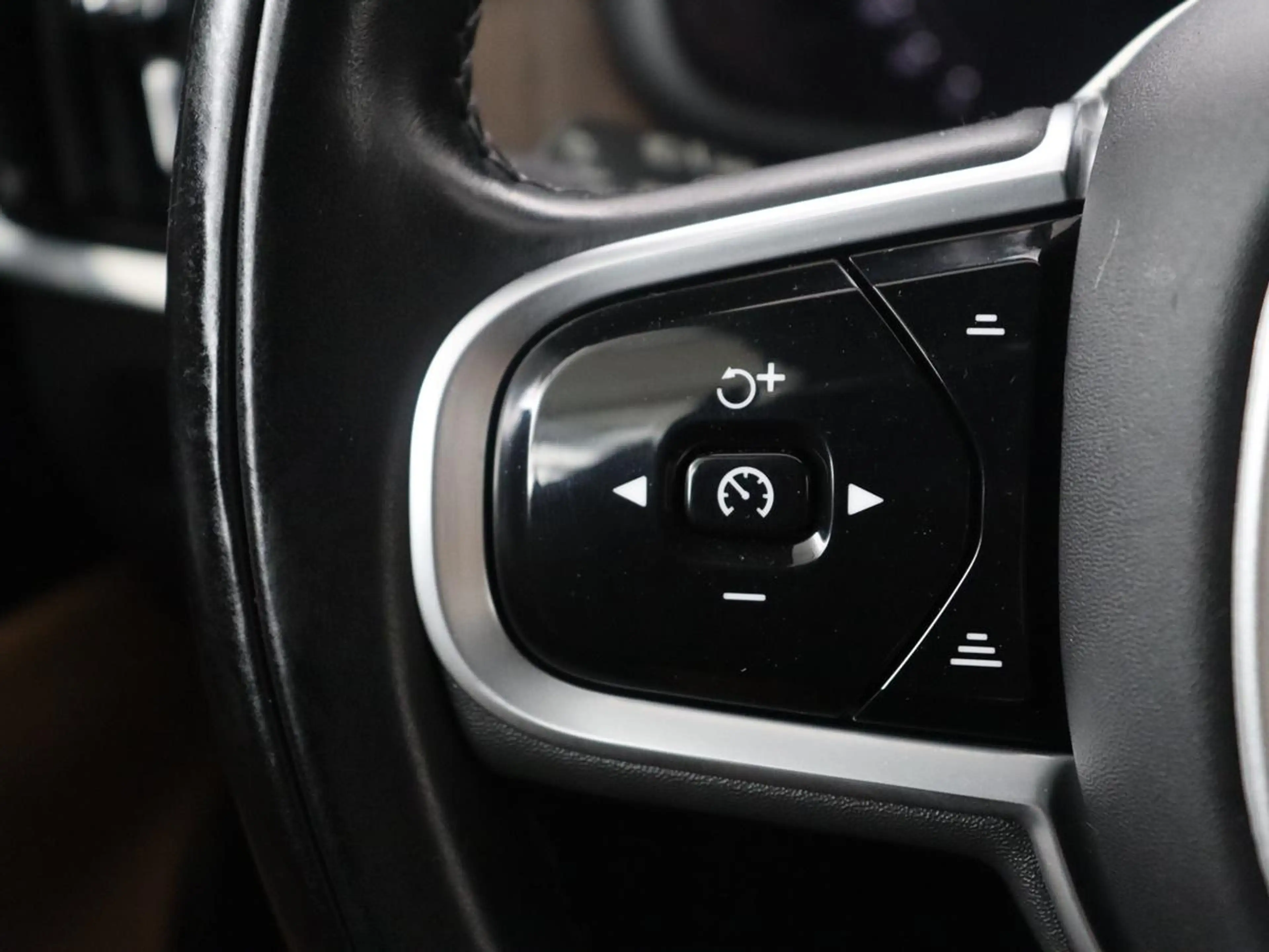 Volvo V90 2.0 T8 AWD Inscription Exclusive | Panoramadak | M — photo 24