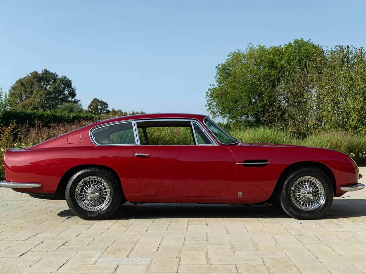 Aston Martin DB6 SPORTS SALOON, foto 8