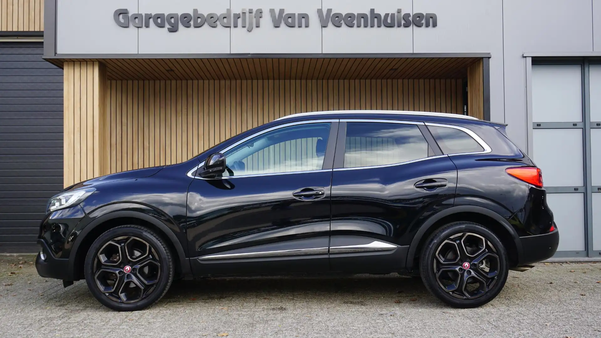 Renault Kadjar 1.2 TCe 130pk Automaat Extase Leder Trekhaak 19inc Zwart - 2