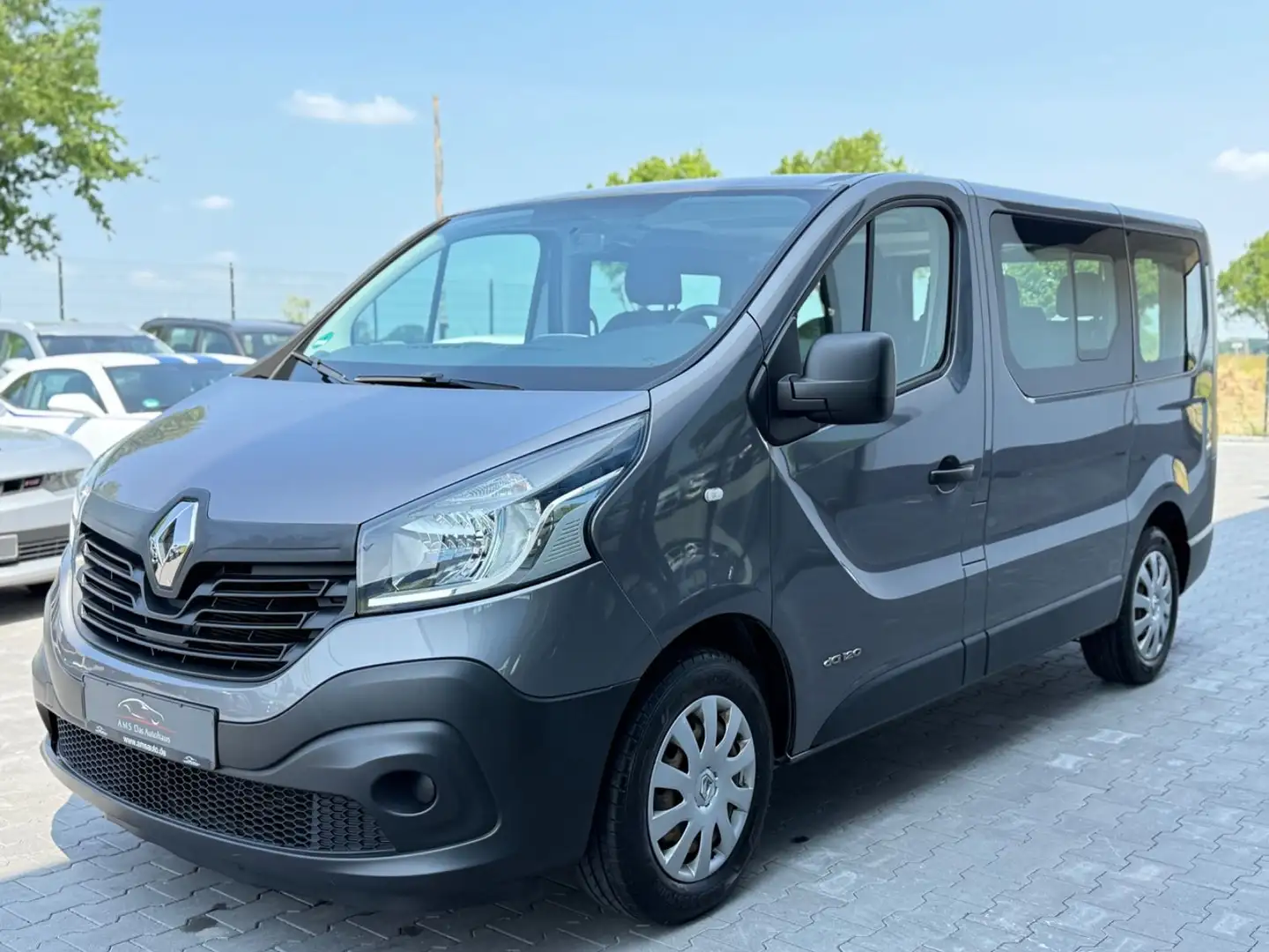 Renault Trafic Combi L1H1 2,7t 1.6 dCI Expression Klima Grau - 1