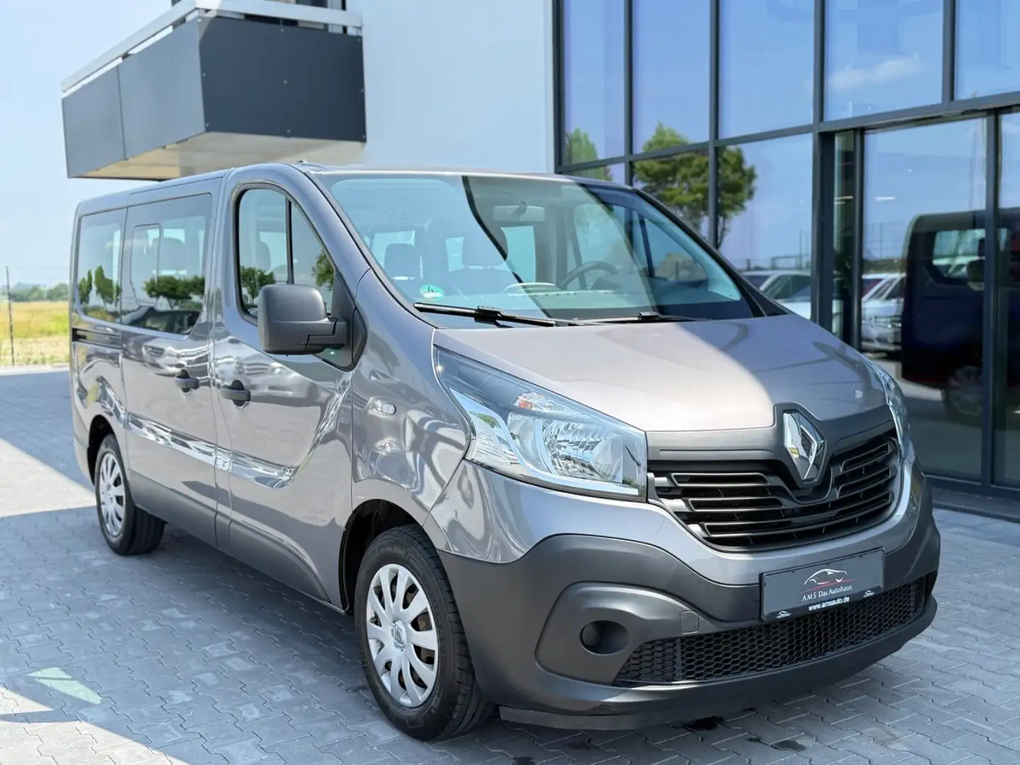 Renault Trafic Combi L1H1 2,7t 1.6 dCI Expression Klima Grau - 2