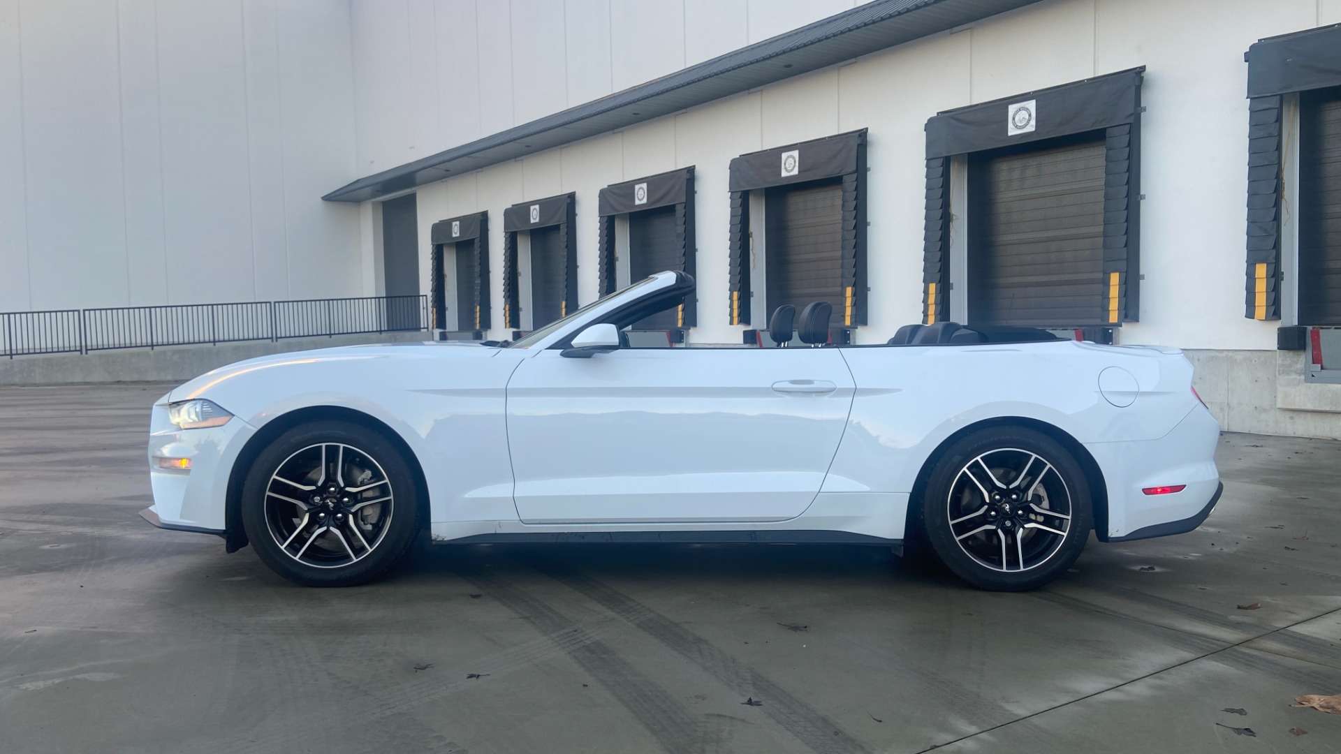 2023 Ford Mustang EcoBoost Premium Convertible — снимка 1