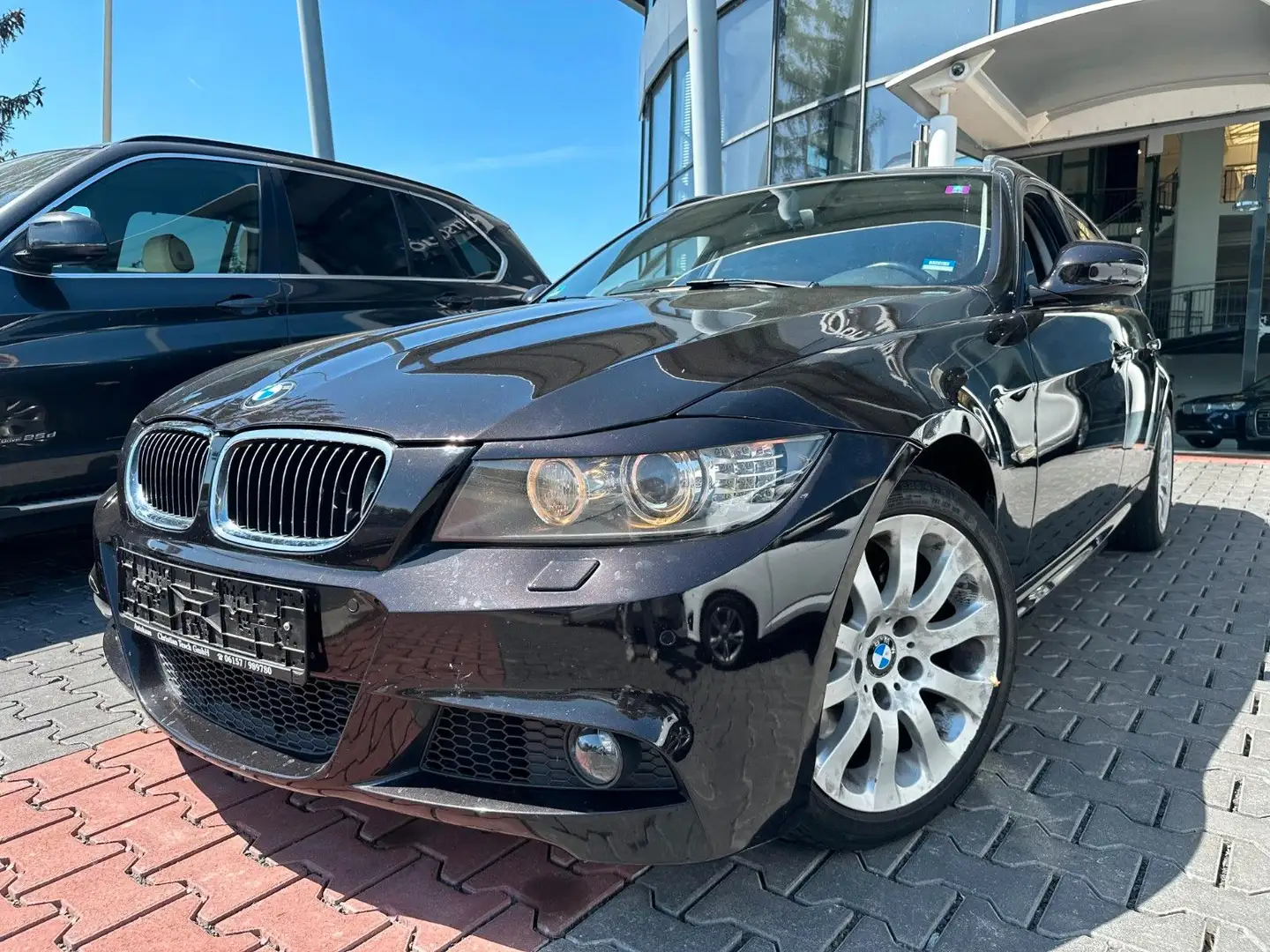 BMW 335 i Touring Schalter Individual Leder Standhzng Schwarz - 1