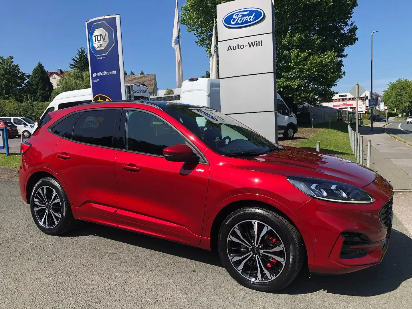 Ford Kuga Plug-In Hybrid ST-Line X Rouge - 1