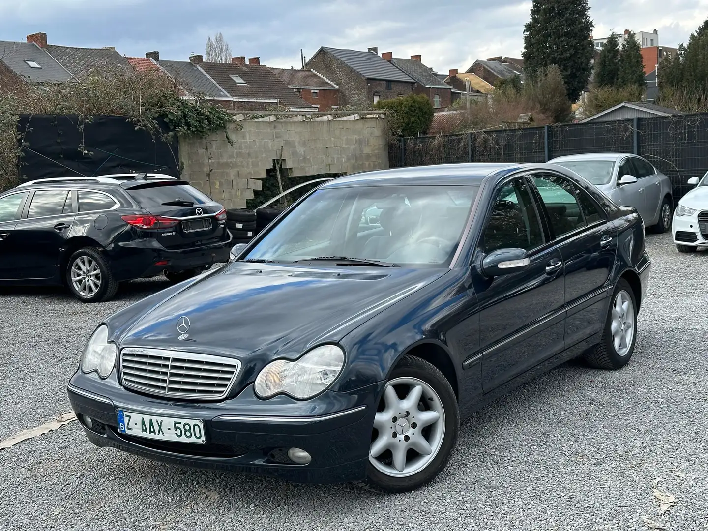 Mercedes-Benz C 200 CDI Elegance 2002// 134.000km// Sièges cuir/elec/ - 1