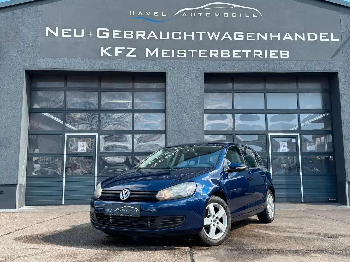 Volkswagen Golf VI Trendline 1.2 Bleu - 2