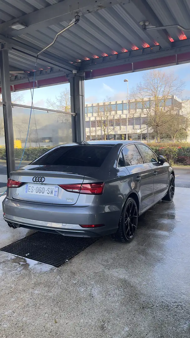 Audi A3 Design Luxe 1.4 Ultra TFSI DSG7 COD Gris - 2