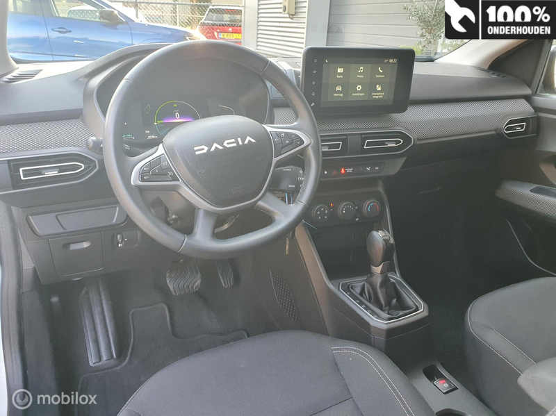 Dacia Jogger 1.6 Hybrid 140 Expression 5p. — photo 10