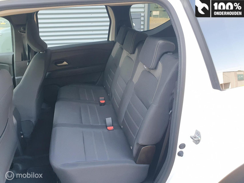 Dacia Jogger 1.6 Hybrid 140 Expression 5p. — photo 8