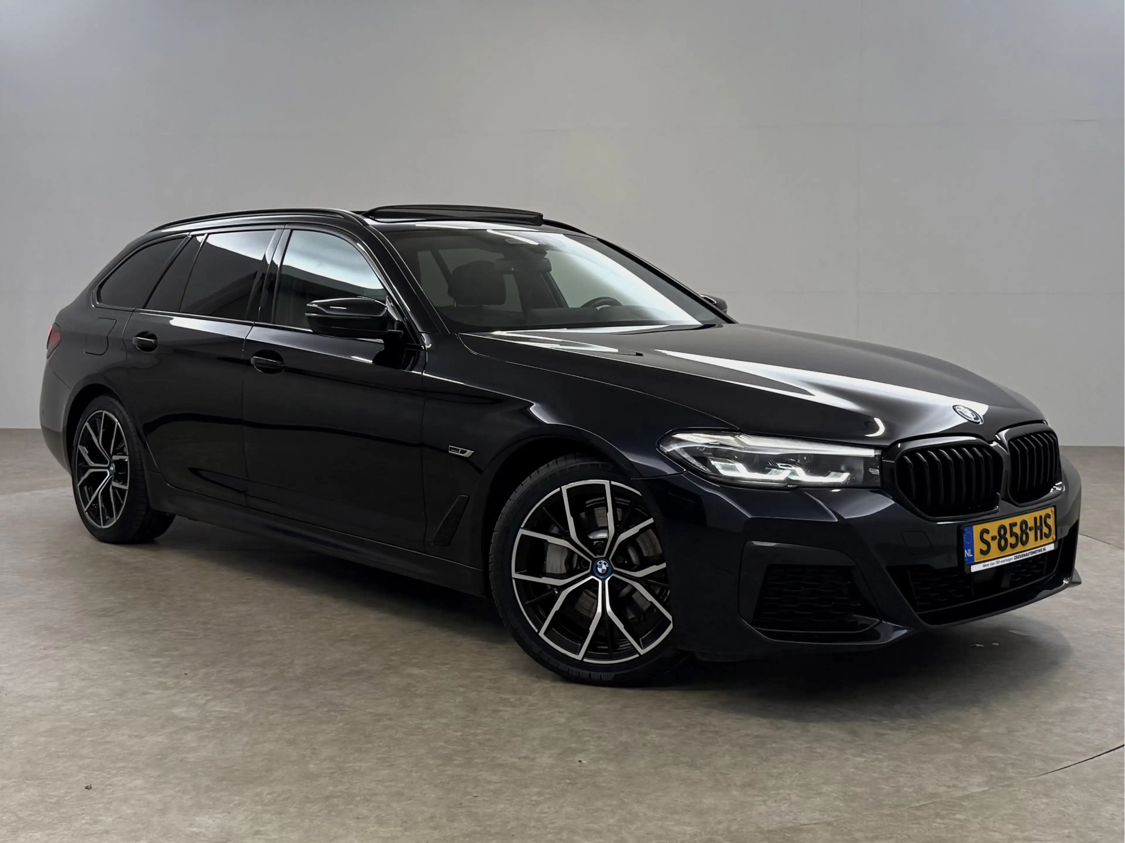 BMW 530 5-serie 530e Business Edition Plus M-Sport | Pano — photo 6