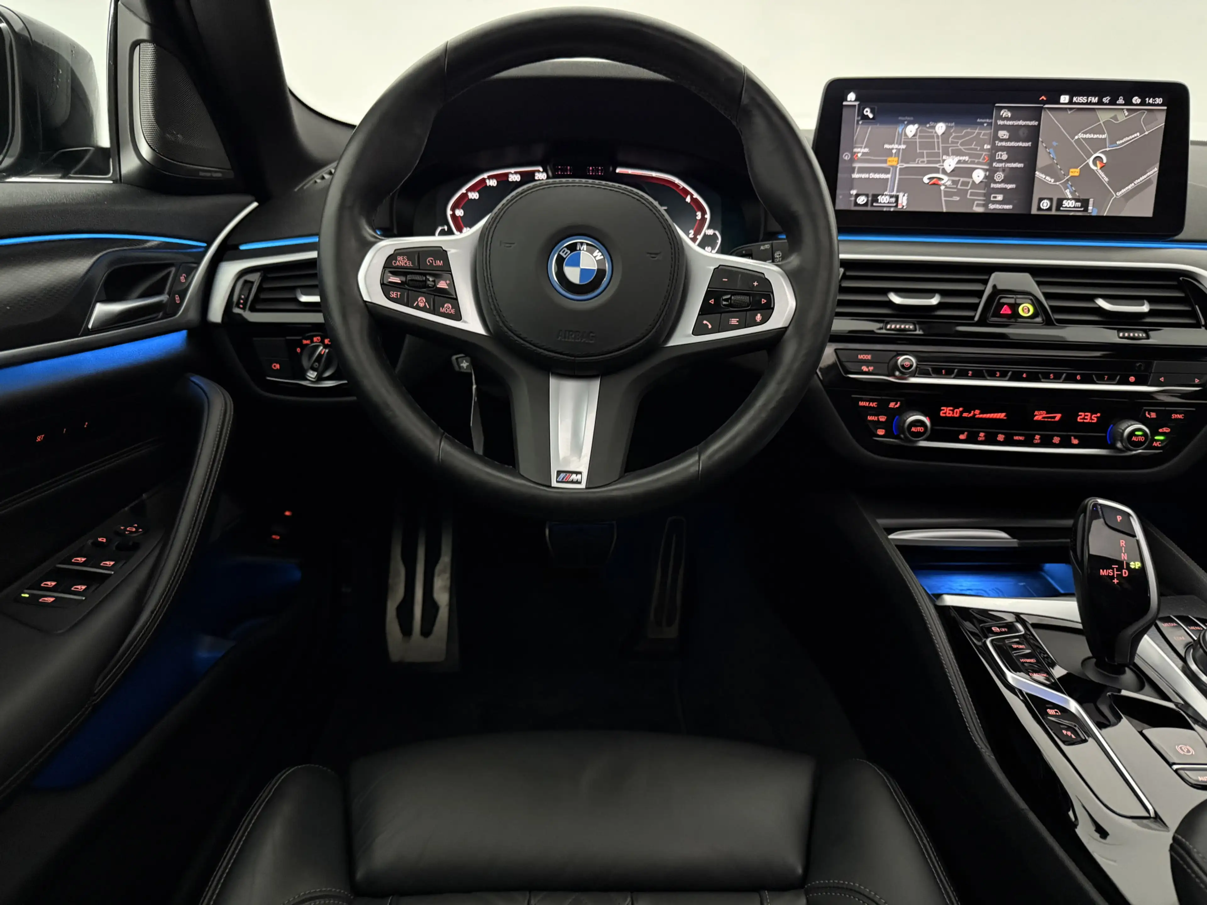 BMW 530 5-serie 530e Business Edition Plus M-Sport | Pano — photo 13