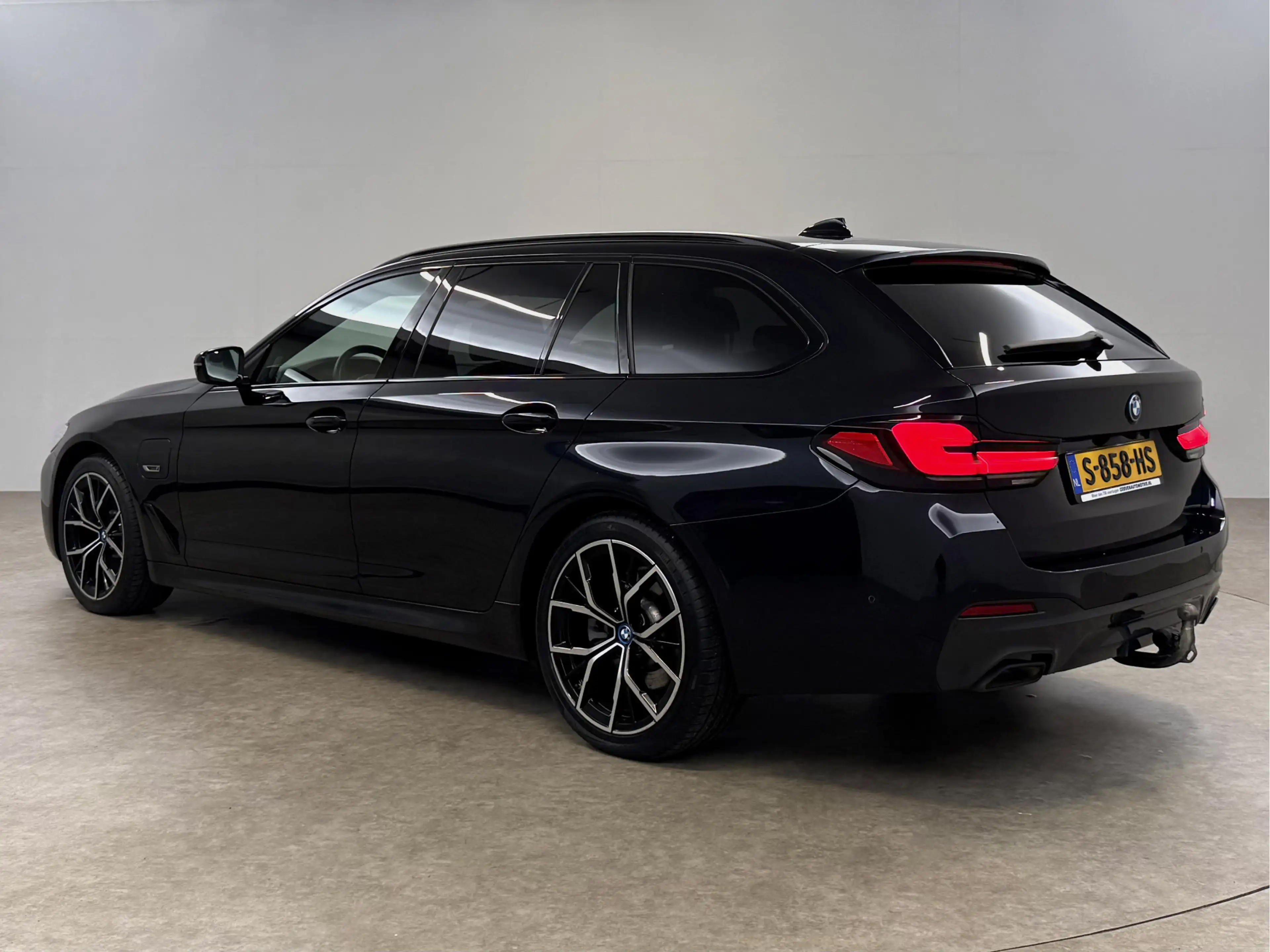 BMW 530 5-serie 530e Business Edition Plus M-Sport | Pano — photo 3