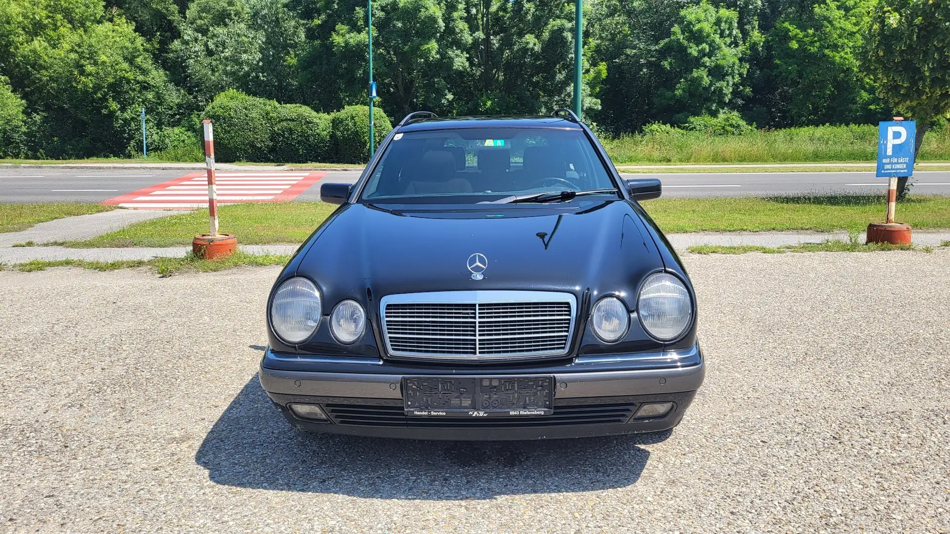 Mercedes-Benz E 290 T Elegance TD Aut. Maro - 1