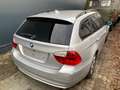 BMW 318 DPF Touring Klima Navi Servo ABS TÜV Neu Tempomat Argento - thumbnail 3