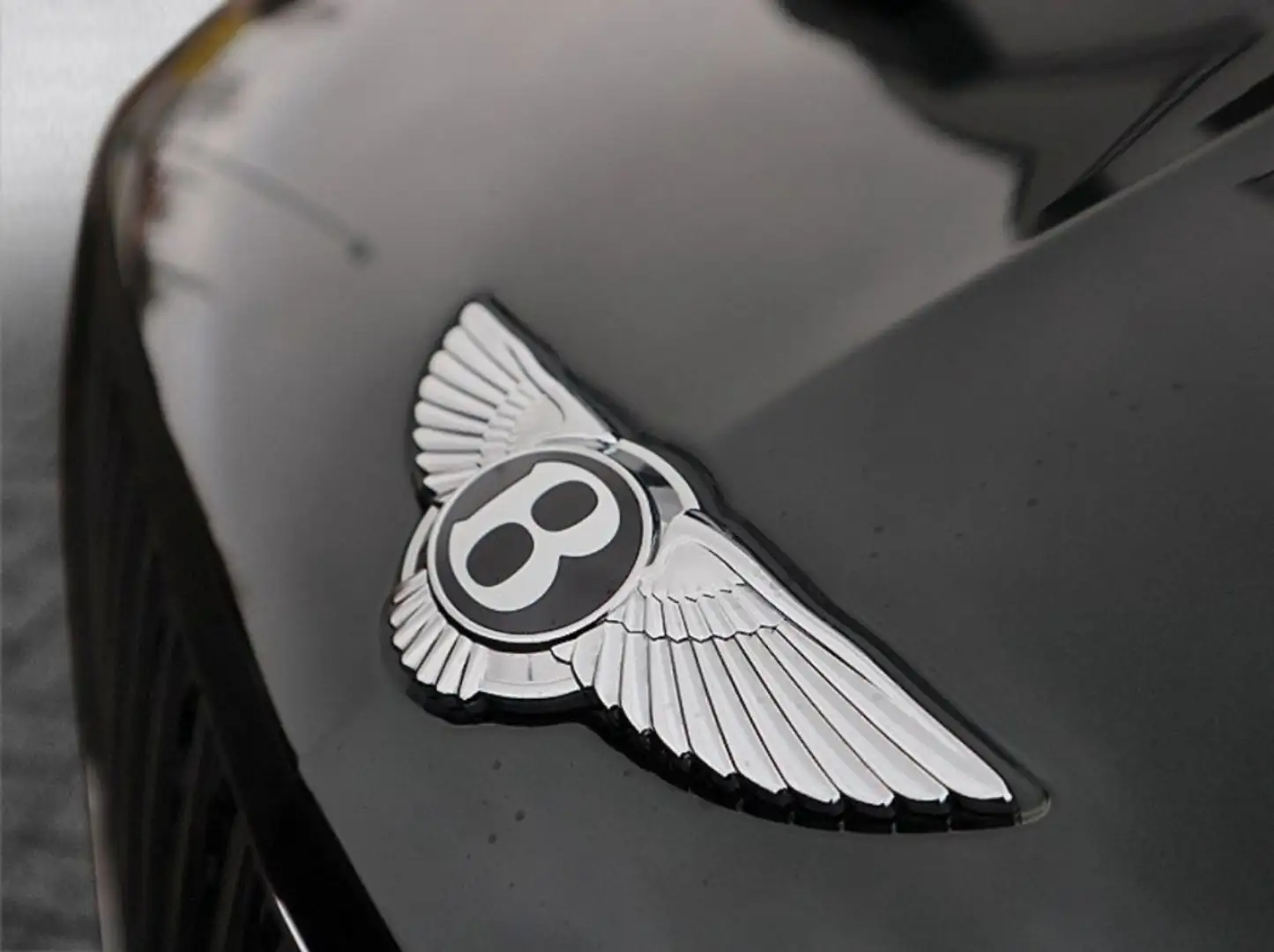Bentley Bentayga V8 Grün - 1