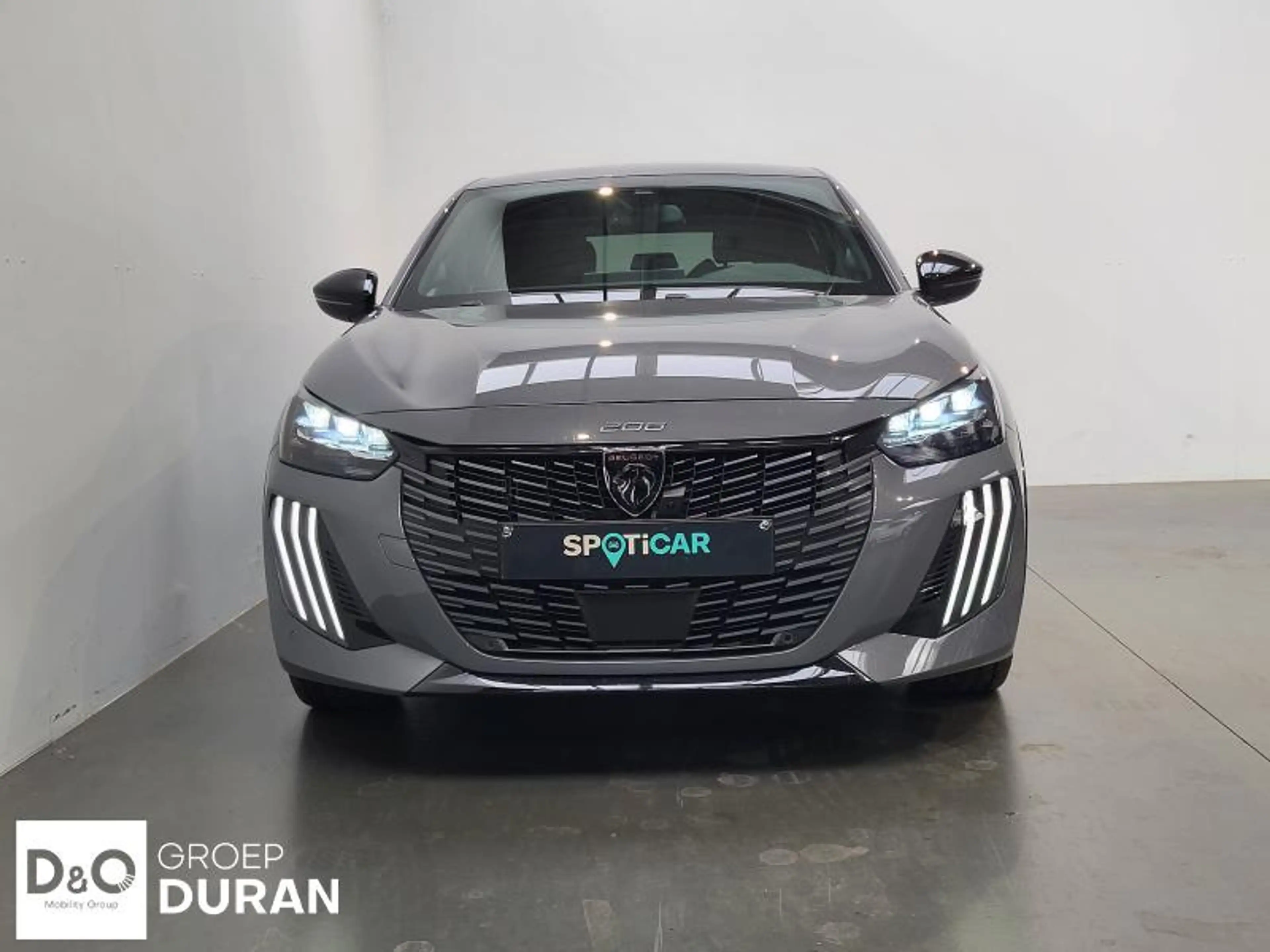 Peugeot 208 GT 1.2 Hybrid e-dcs6 — photo 9