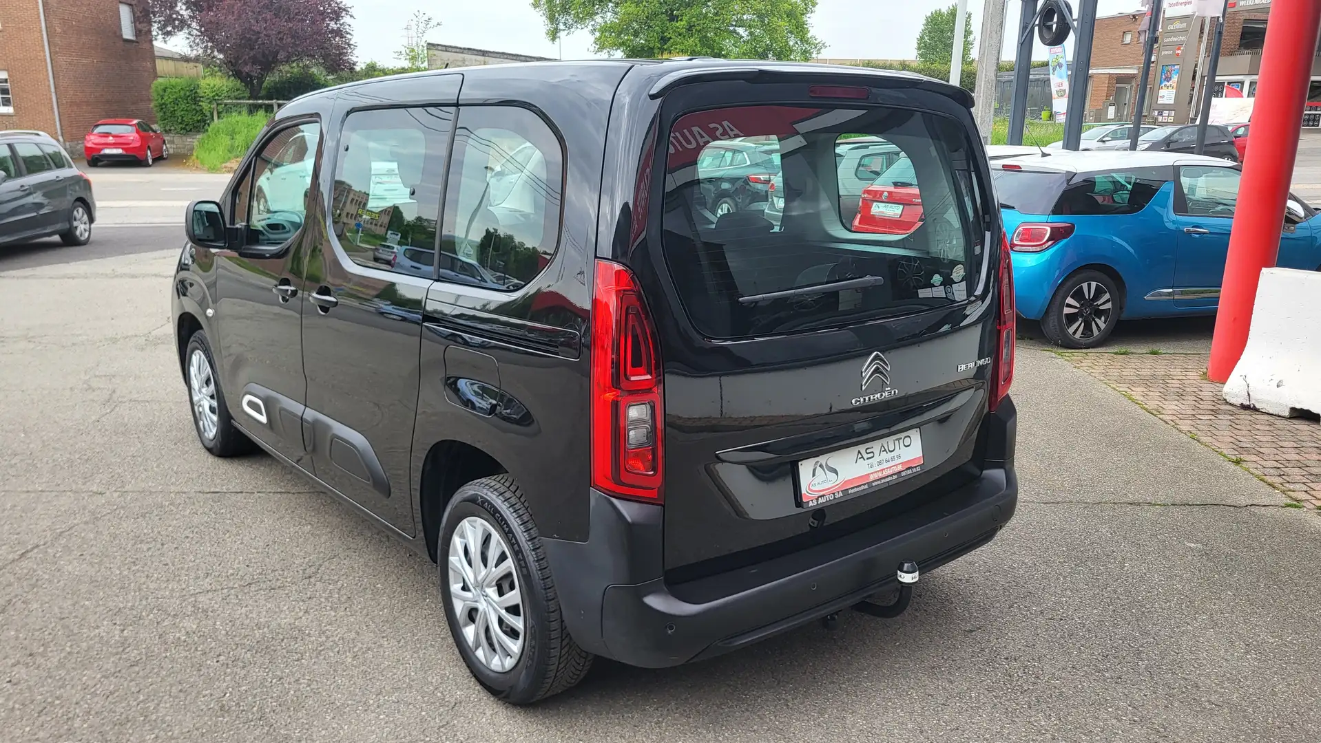 Citroen Berlingo 1.5 BlueHDi 102cv Schwarz - 2