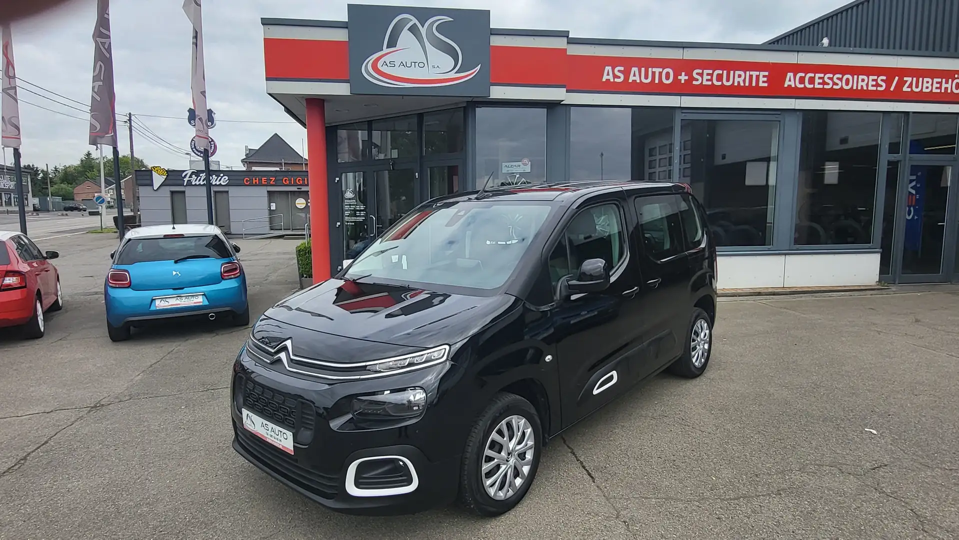 Citroen Berlingo 1.5 BlueHDi 102cv Schwarz - 1