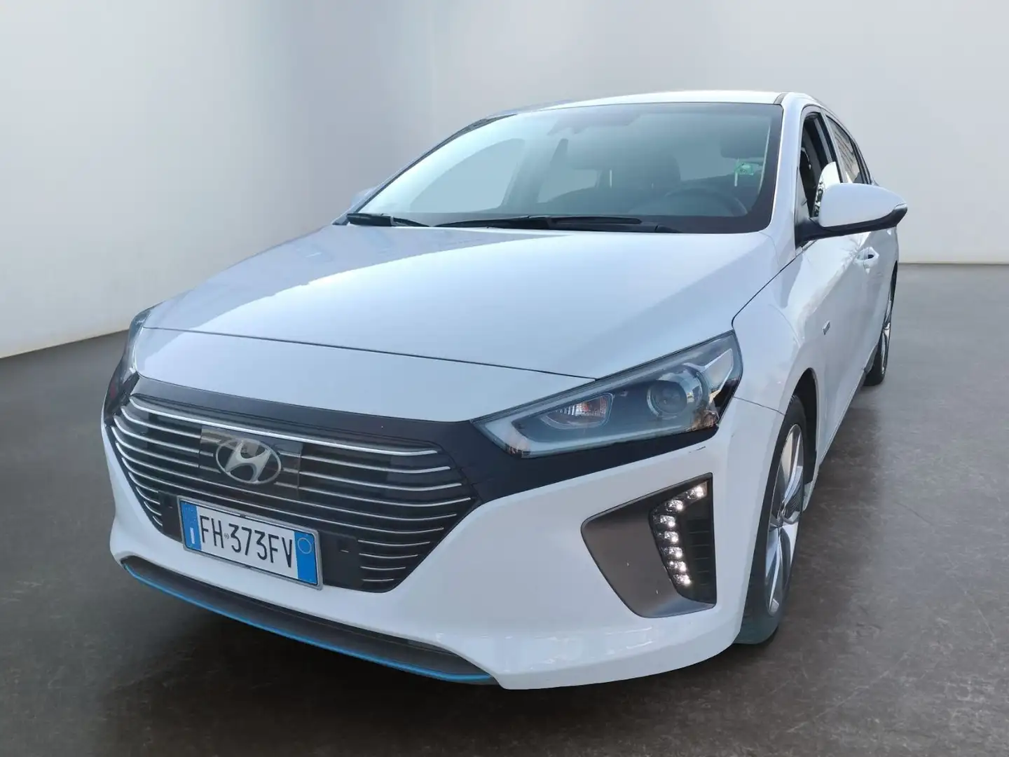 Hyundai IONIQ 1.6 Hybrid DCT Comfort Bianco - 1
