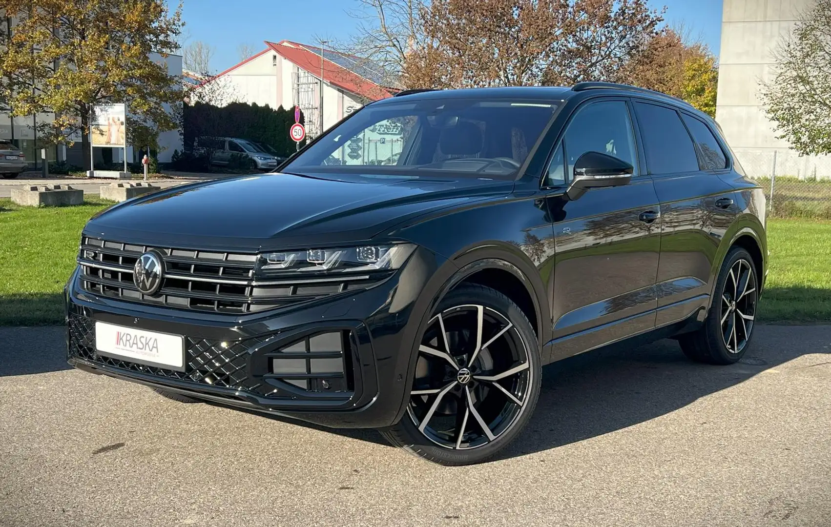 Volkswagen Touareg 3.0 TDI 4M R-Line AHK PANO DYNAUDIO ABT Schwarz - 1