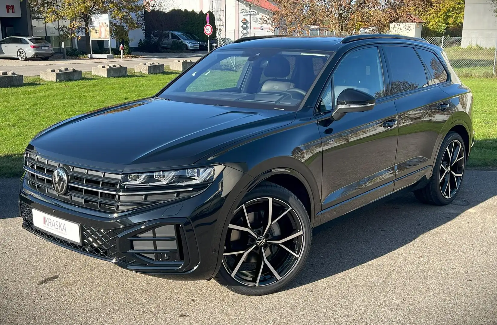 Volkswagen Touareg 3.0 TDI 4M R-Line AHK PANO DYNAUDIO ABT Schwarz - 2