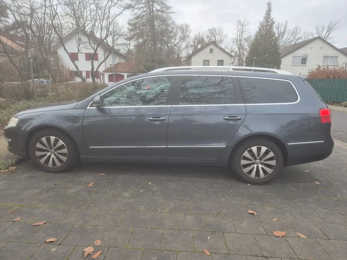 Volkswagen Passat Variant Comfortline*Automatik*S-Heft* Gris - 1