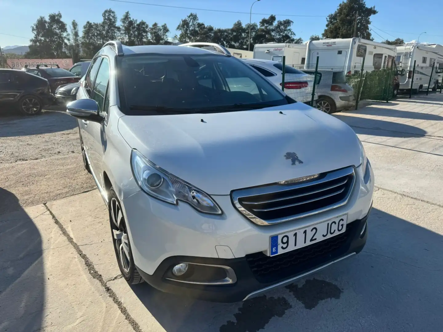 Peugeot 2008 1.6 e-HDI Allure Blanco - 2