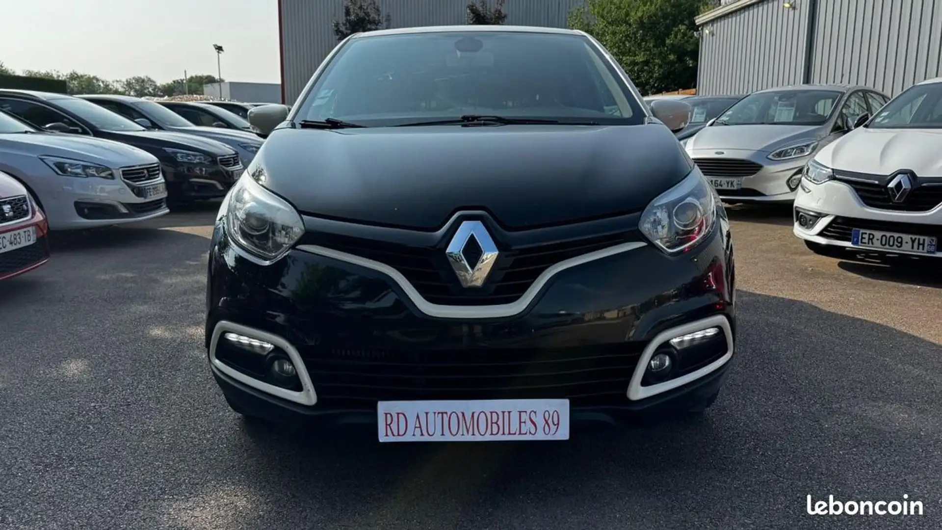 Renault Captur 1.5 DCI 90CH Intens Чорний - 2