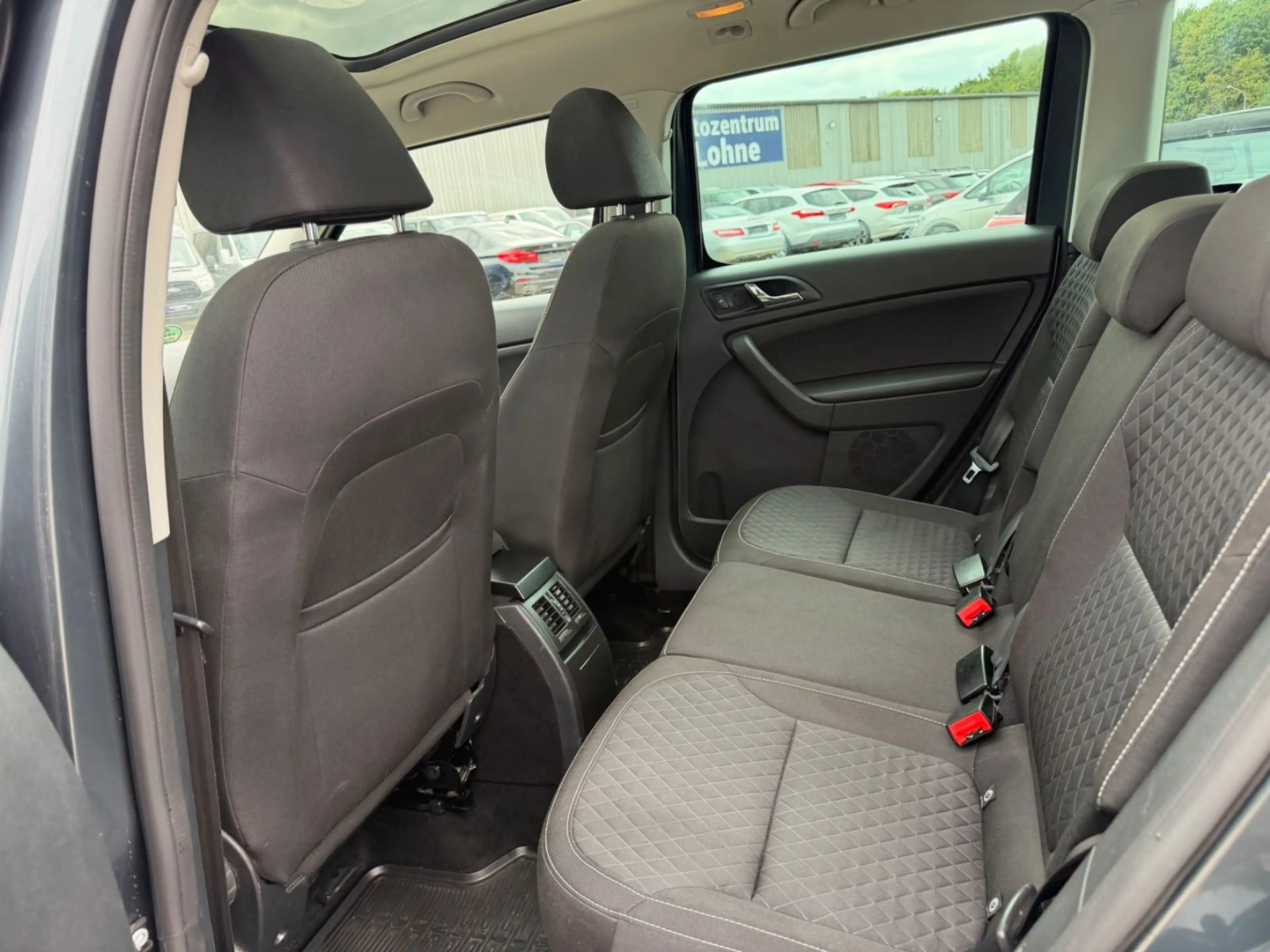 Skoda Yeti Edition 4x4/KLIMA/AHK/TEMPOMAT/EURO6/XENON — photo 12
