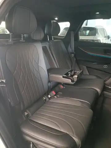 Jaecoo J8 view 8