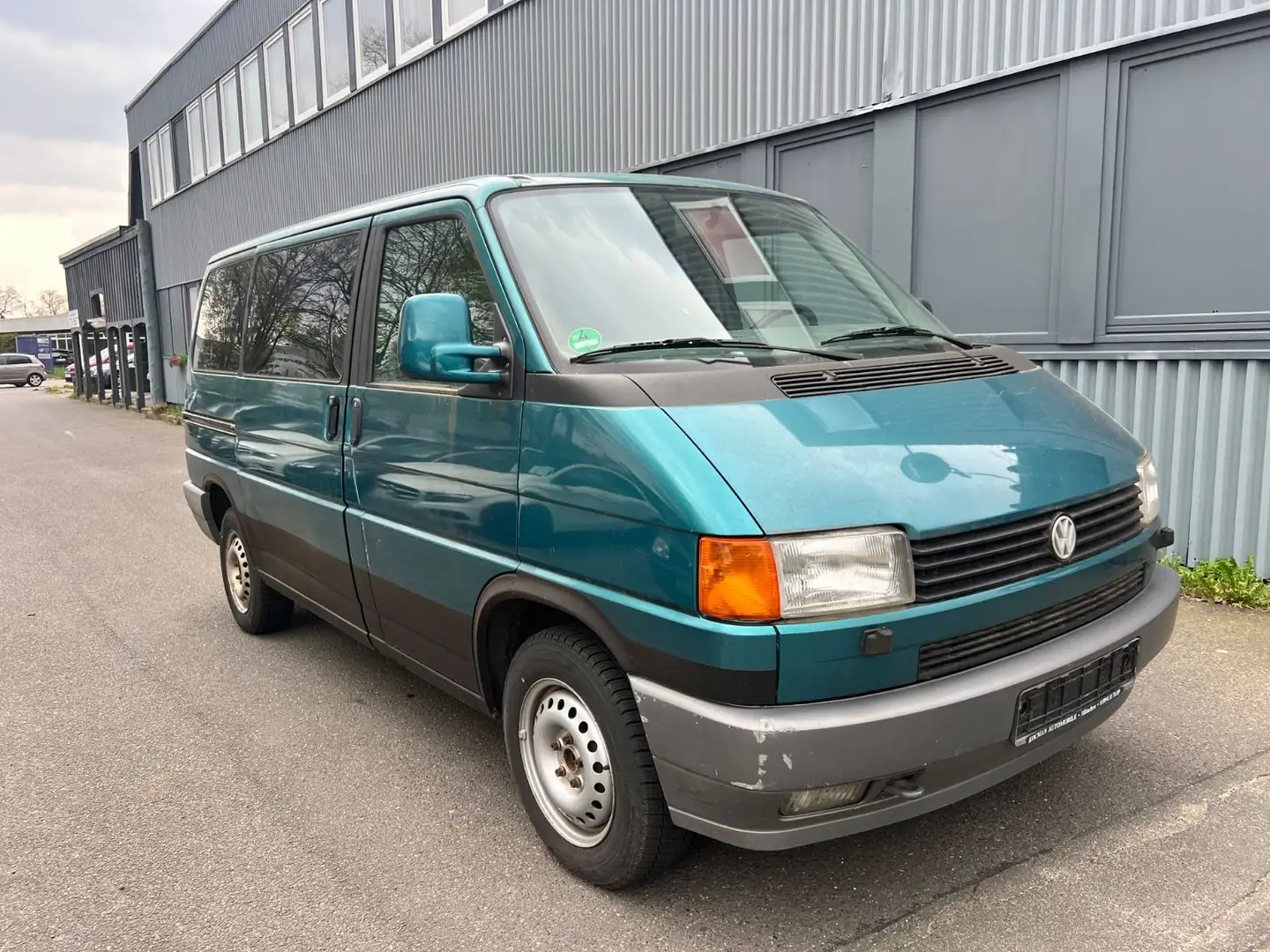 Volkswagen T4 California T4 Multivan Wohnmobil / KEIN TÜV/KLIMA/AUTOMATIK Зелений - 2