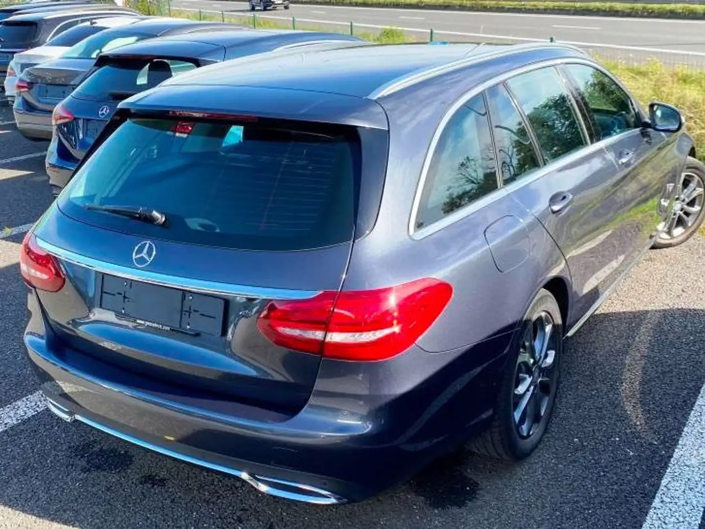 Mercedes-Benz C 180 d Avantgarde + PTS/LED/TH/CC/... in topstaat! Grijs - 2