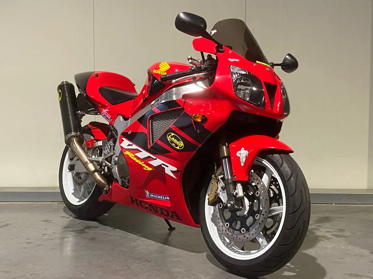 Honda VTR 1000 SP1 | Origineel NL | Verzamelaarsconditie Rot - 1