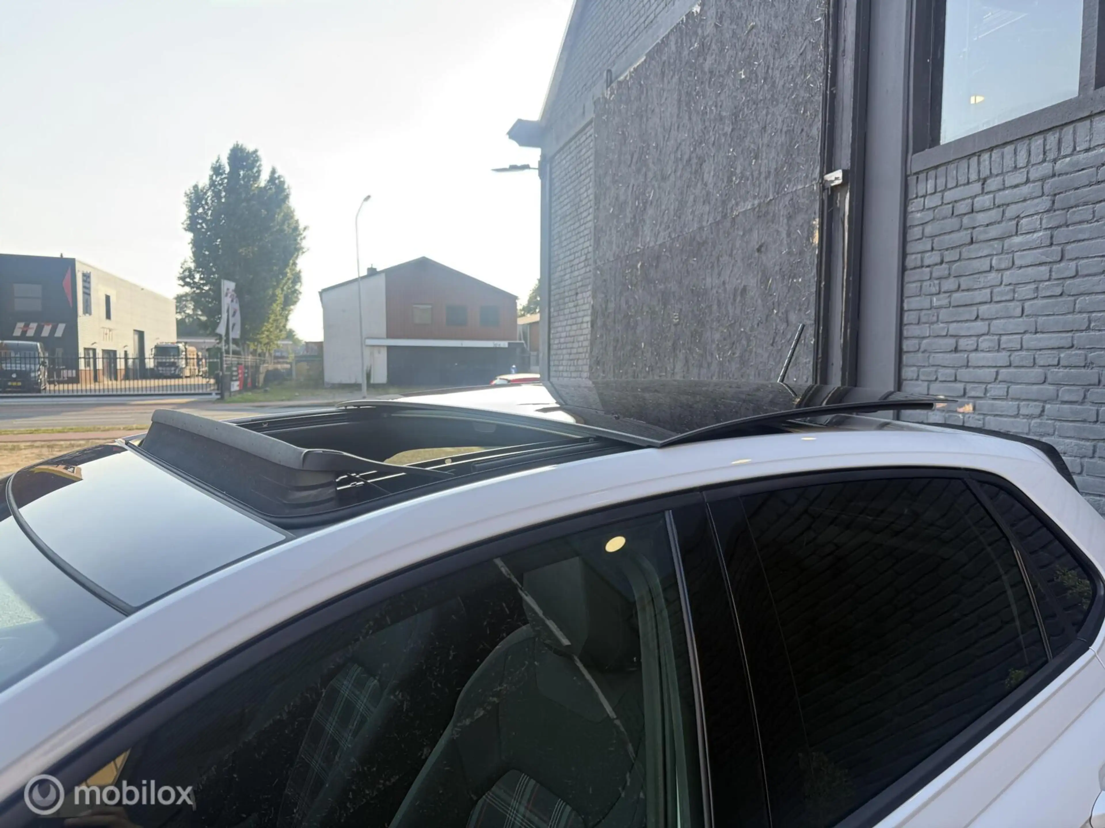 Volkswagen Polo GTI 2.0 TSI — photo 8