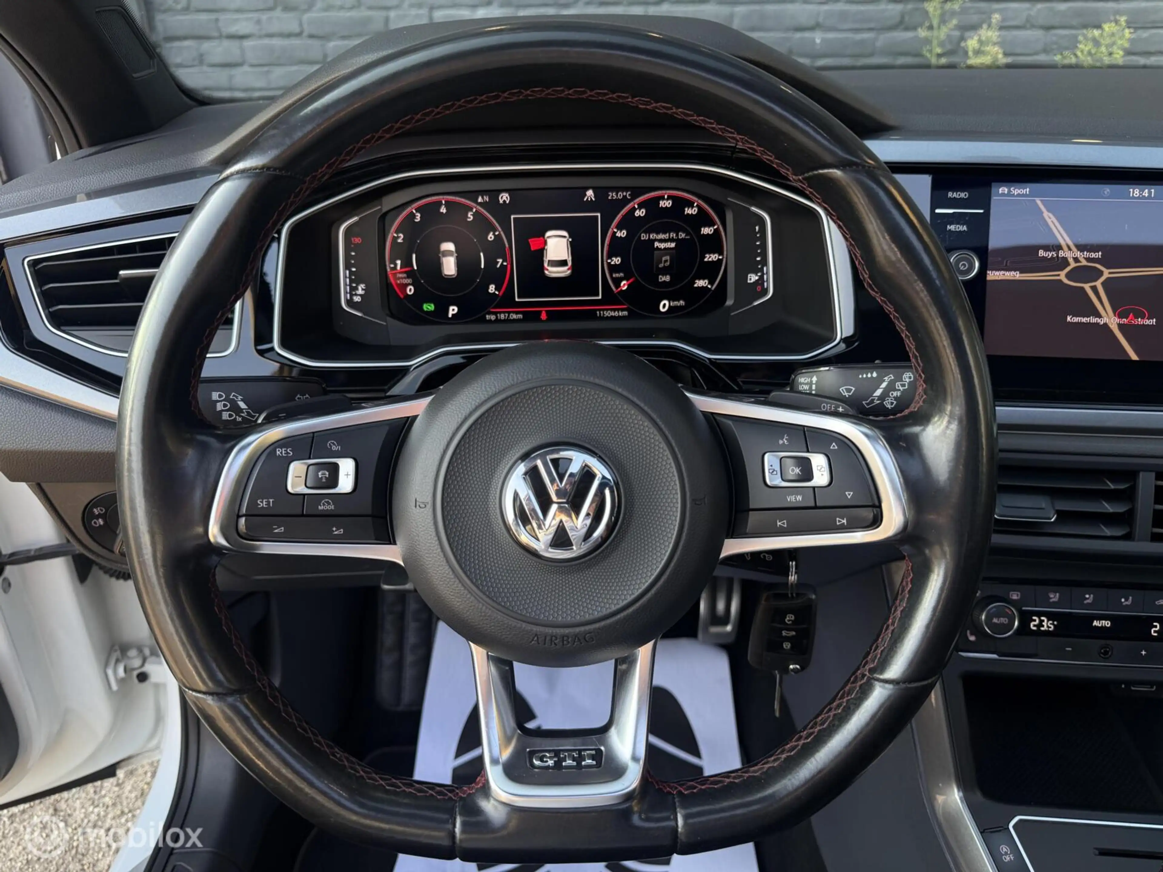 Volkswagen Polo GTI 2.0 TSI — photo 13