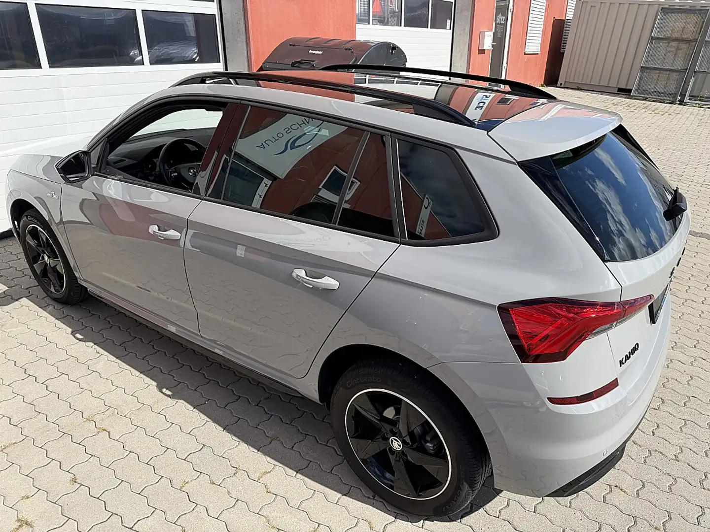 Skoda Kamiq 1,0 TSI Monte Carlo DSG Grau - 2