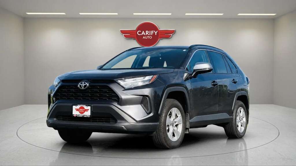 2025 Toyota RAV 4 XLE SUV AWD