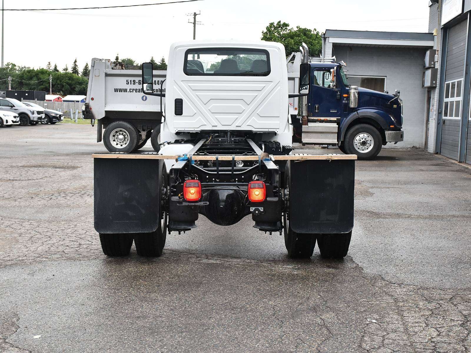 2027 International MV607