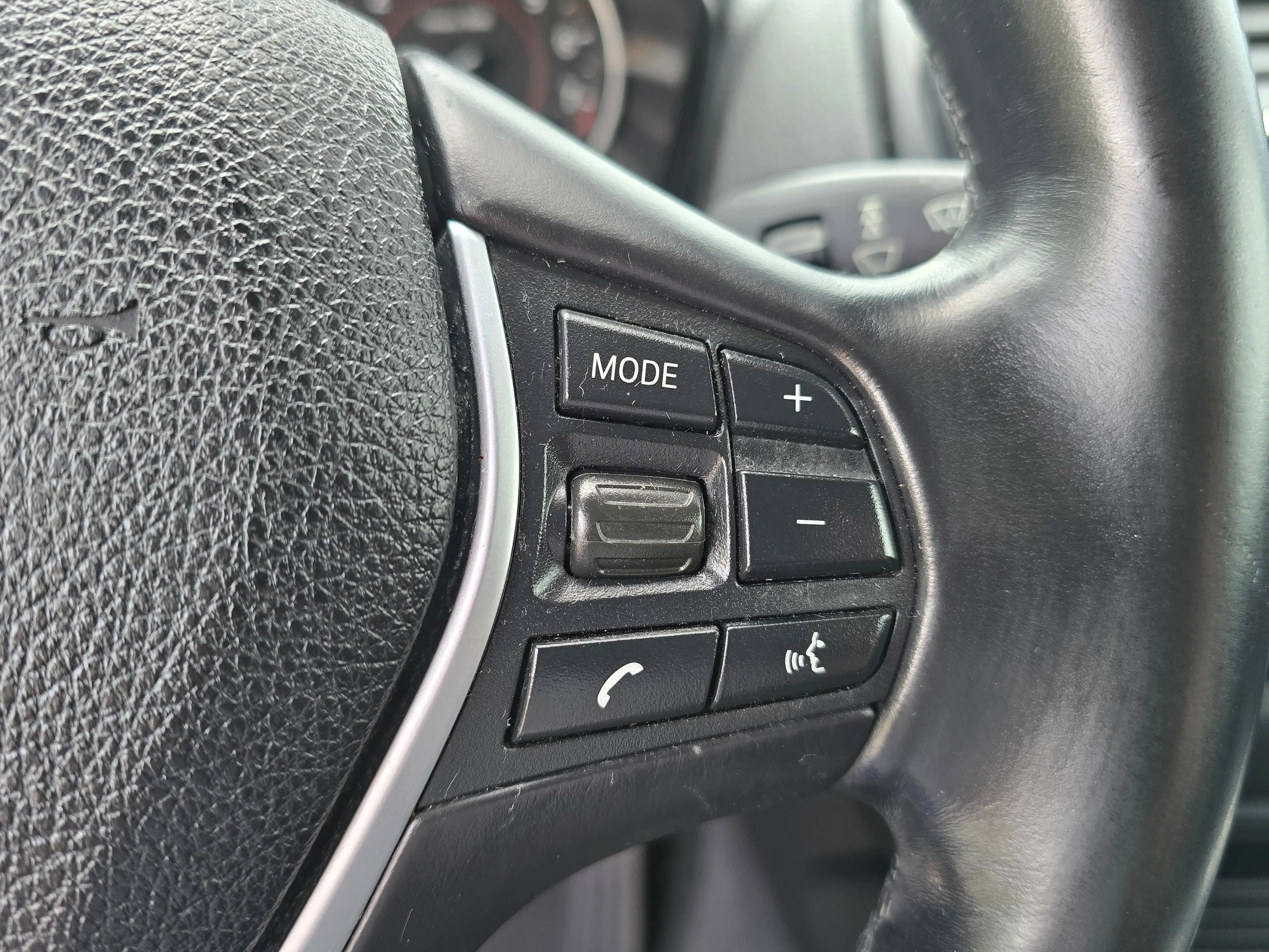BMW 125 i Top* Kredit* M Paket* Navi* Tempomat*  Gepflegt* — photo 14